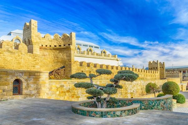 cikk_0_1000ut-azerbajdzsan-baku-cikk13.jpg