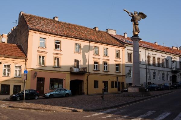 cikk_0_1000ut-baltikum-vilnius-uzupis3.jpg