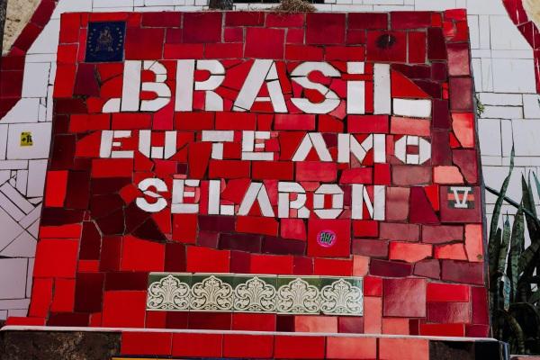 cikk_0_1000ut-brazilia-rio-de-janeiro-escadaria-de-selaron-cikk2.jpg