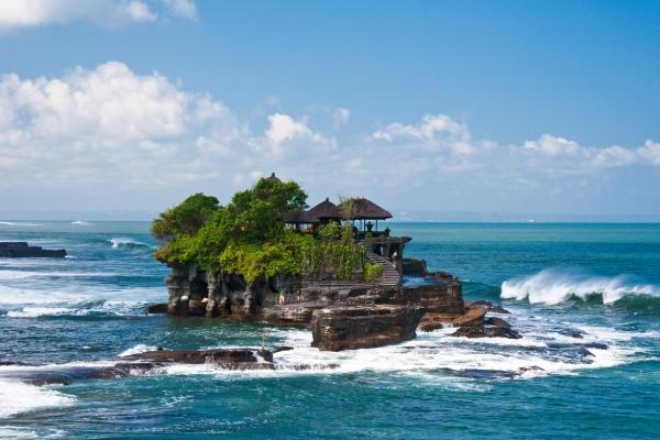 cikk_0_1000ut-indonezia-bali-magazincikk-tanah-lot.jpg