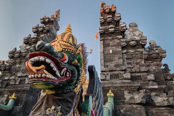 cikk_0_1000ut-indonezia-bali-tanah-lot-kapu.jpg
