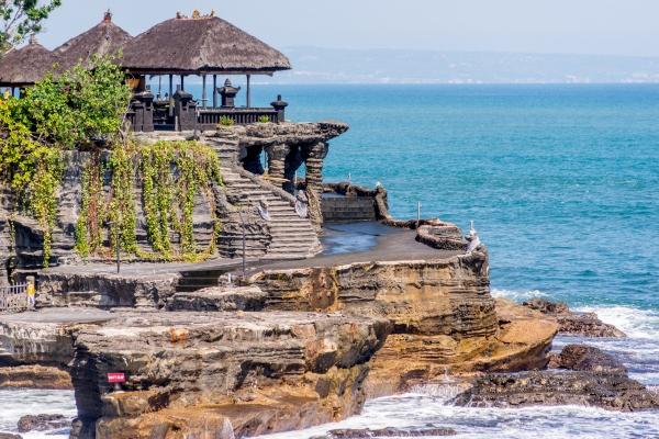 cikk_0_1000ut-indonezia-bali-tanah-lot-kozel.jpg