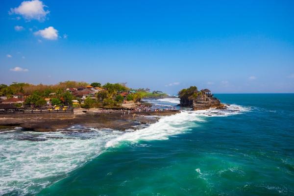 cikk_0_1000ut-indonezia-bali-tanah-lot-tavol2.jpg