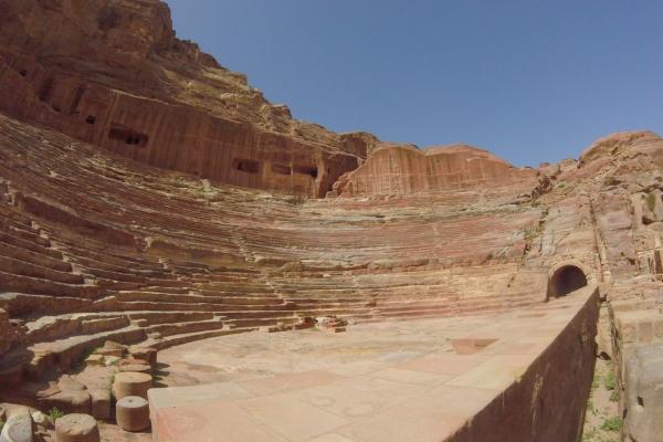cikk_0_1000ut-jordania-petra7.jpg