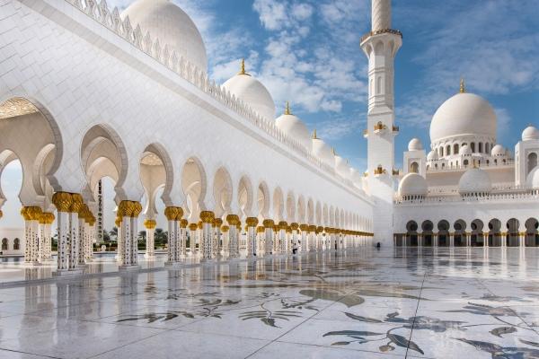 cikk_0_1000ut-megelni-dubait-cikk2.jpg
