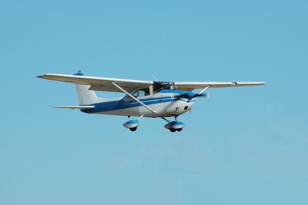 cikk_0_1000ut-oroszorszag-voros-ter-cessna-cikk1.jpg