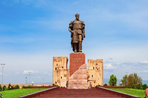 cikk_0_1000ut-uzbegisztan-timur-lenk2.jpg