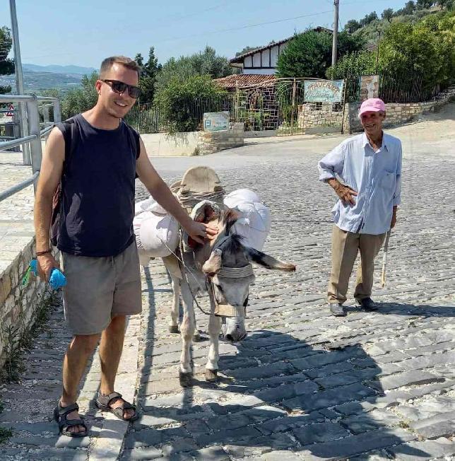 other_1580_37184_1000ut-idegenvezetok-hegedus-csaba-albania_11zon.jpg