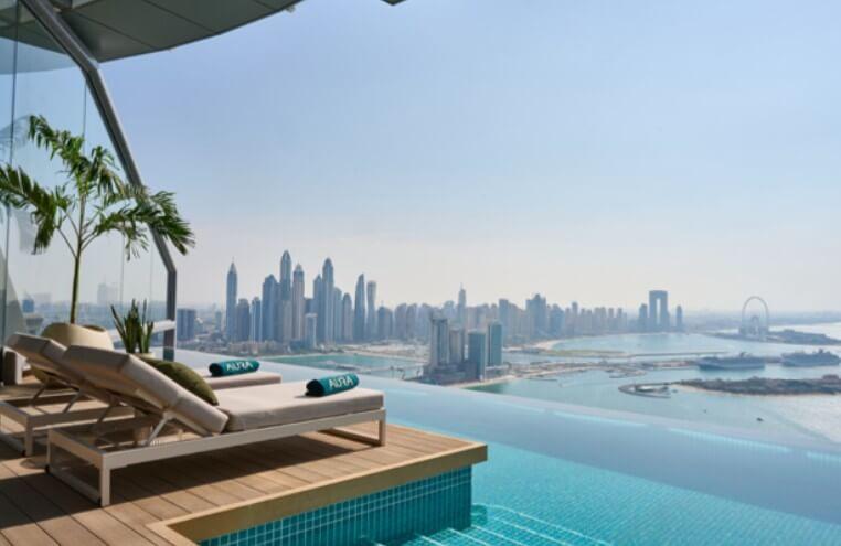 other_1595_38387_1000ut-dubai-aura-sky-pool.jpg