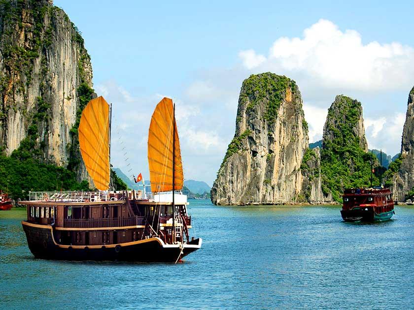 Vietnám, Ha Long-öböl