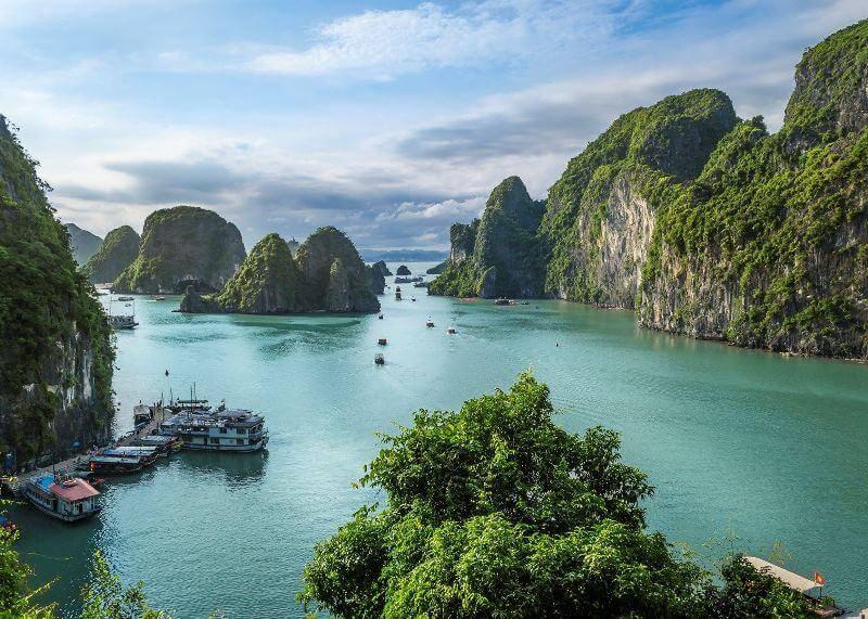 Vietnám, Ha Long-öböl
