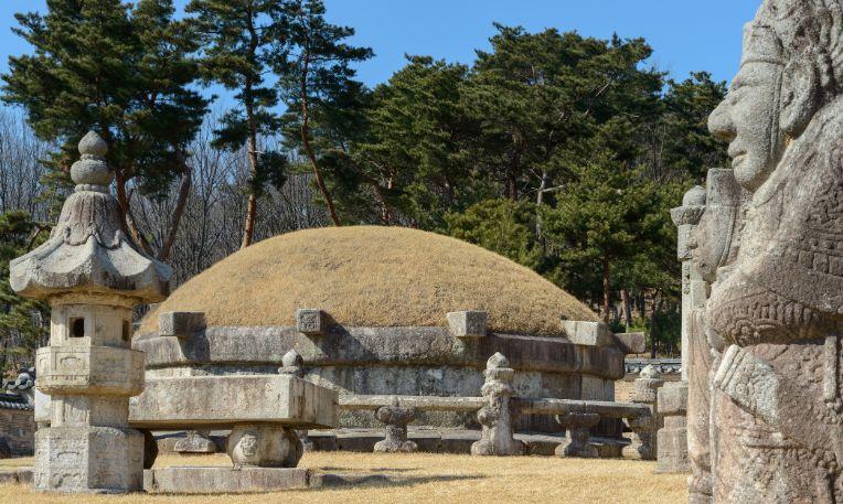 Dél-Korea, Szöul, királysírok