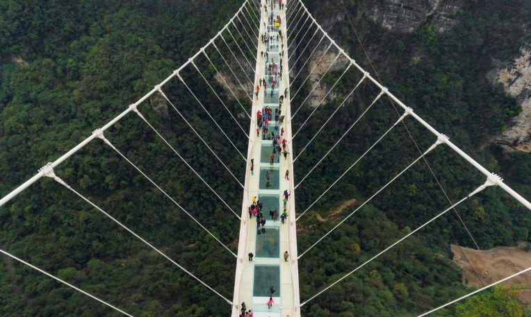 Dél-Kína természeti csodái - Zhangjiajie Grand Canyon - üveghíd