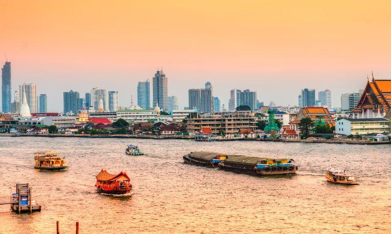 Thaiföld kiskörút, pihenéssel Krabiban - Bangkok, Chao Praya folyó