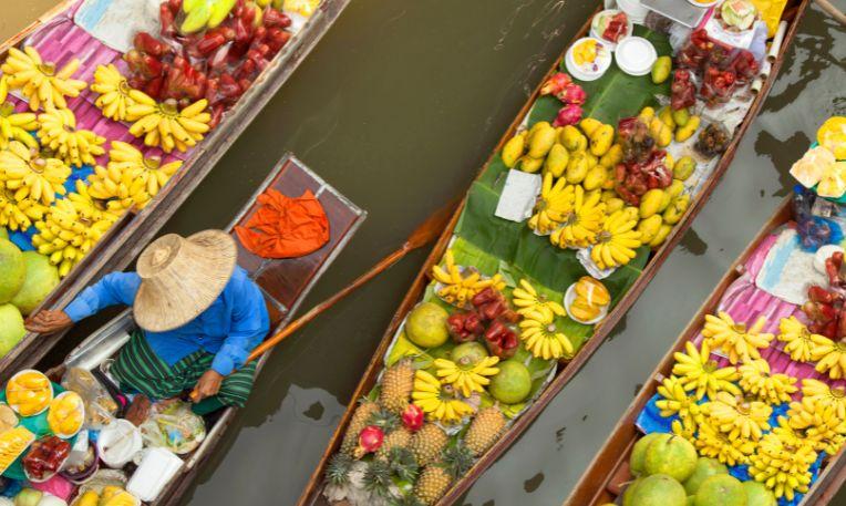 Thaiföld kiskörút, pihenéssel Krabiban - Bangkok, Damnoen Saduak úszópiac