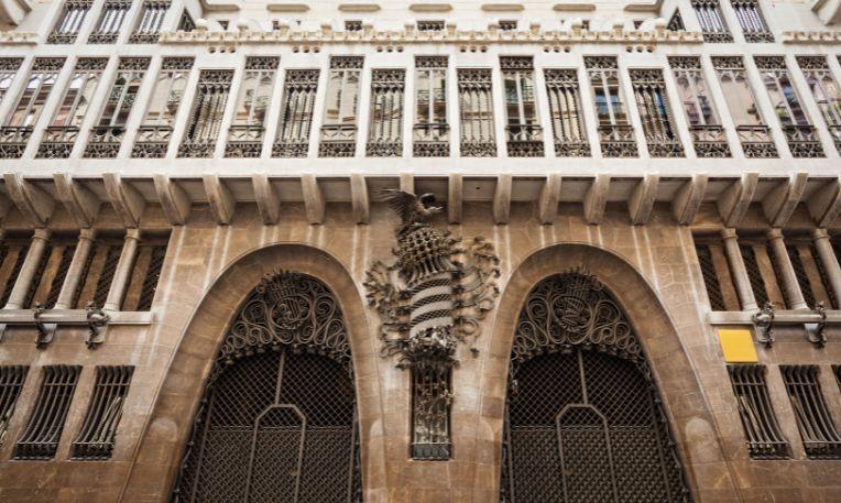 Barcelona - Advent, Güell palota