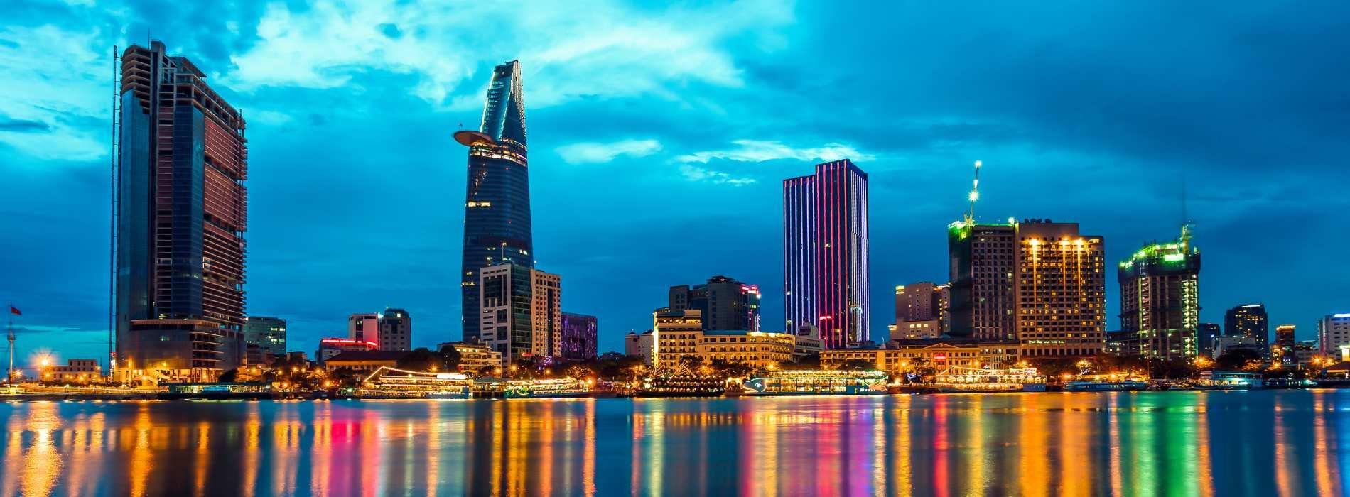 Vietnám, Saigon