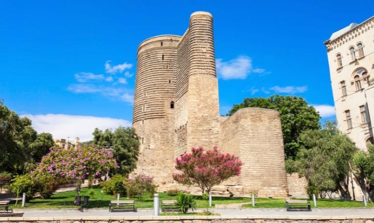 Azerbajdzsán, Baku, Szűz-torony