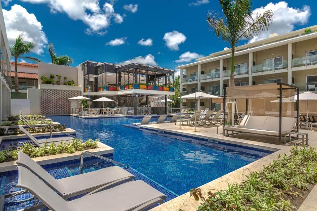 Dominika Catalonia Royal La Romana Adults Only