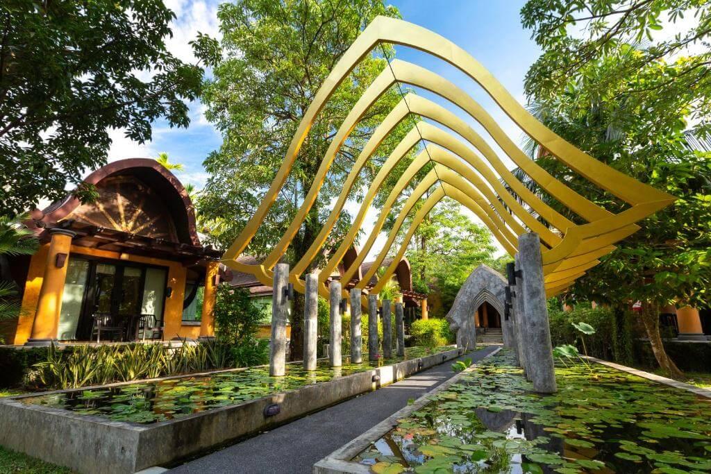 Thaiföld, Phuket, The Village Resort