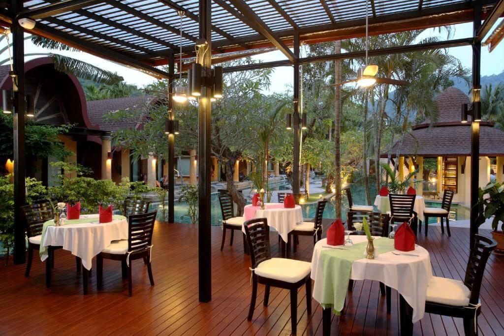 Thaiföld, Phuket, The Village Resort