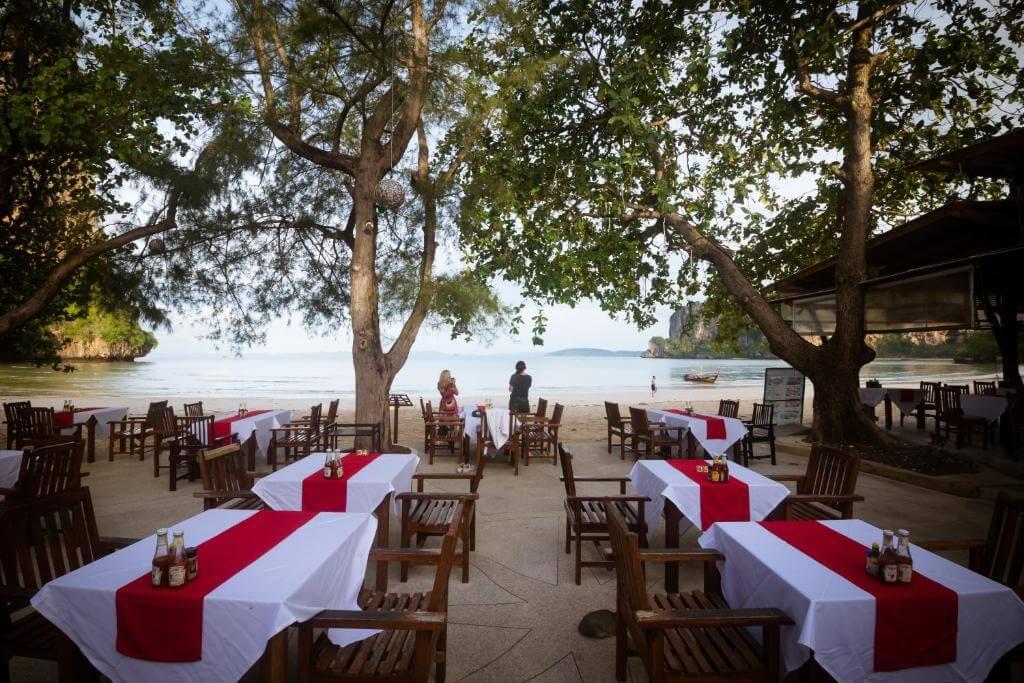 Thaiföld, Krabi, Sand Sea Resort Railay Beach