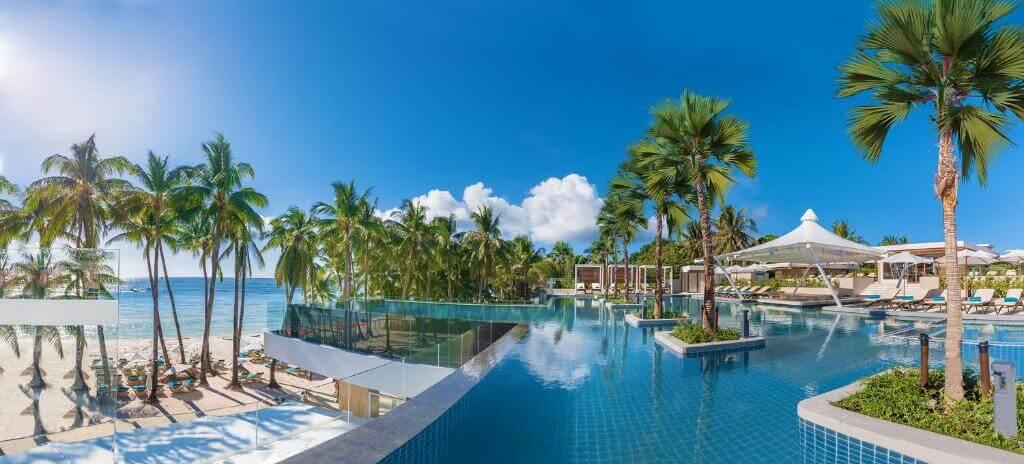 Fülöp-szigetek, Boracay, Henann Crystal Sands Resort 5*