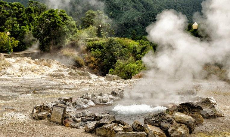 Azori-szigetek, São Miguel, Furnas-i fumarolamező
