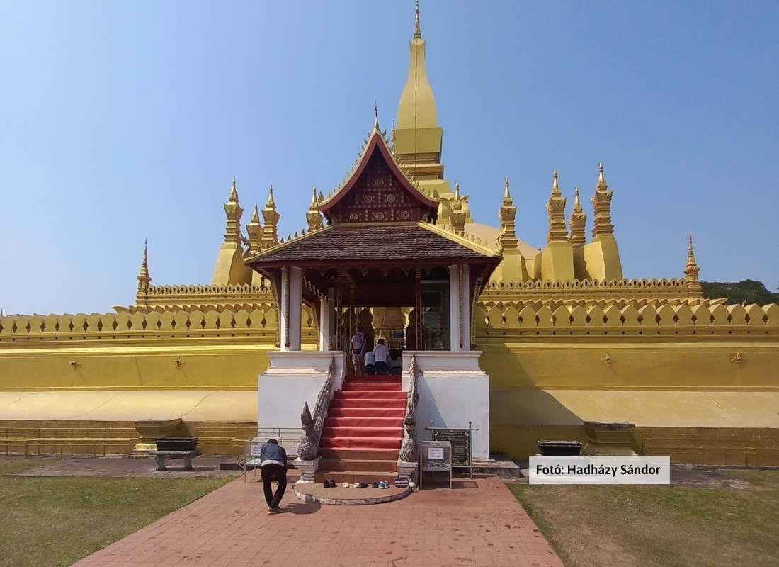 Laosz - Vietnám - Kambodzsa, Pha That Luang arany sztúpa