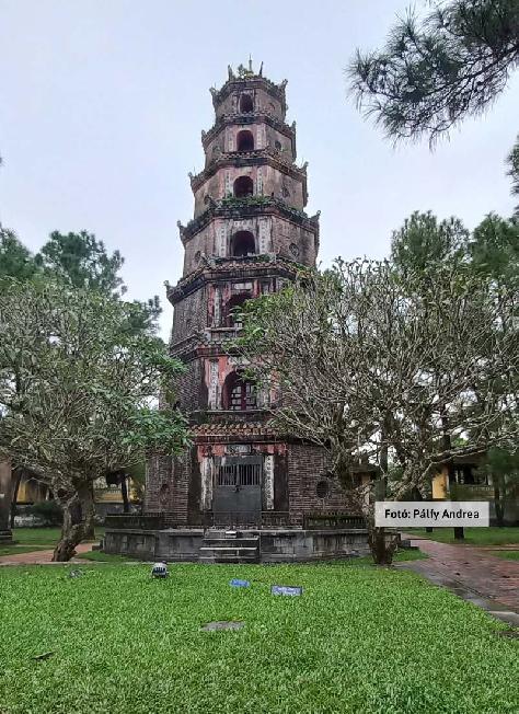 Vietnám, Thien Mu pagoda