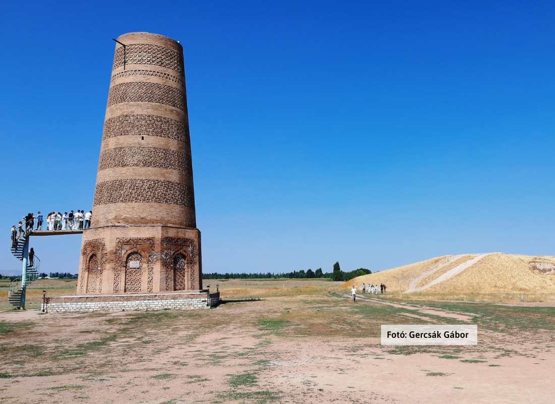 Kirgizisztán, Burana torony