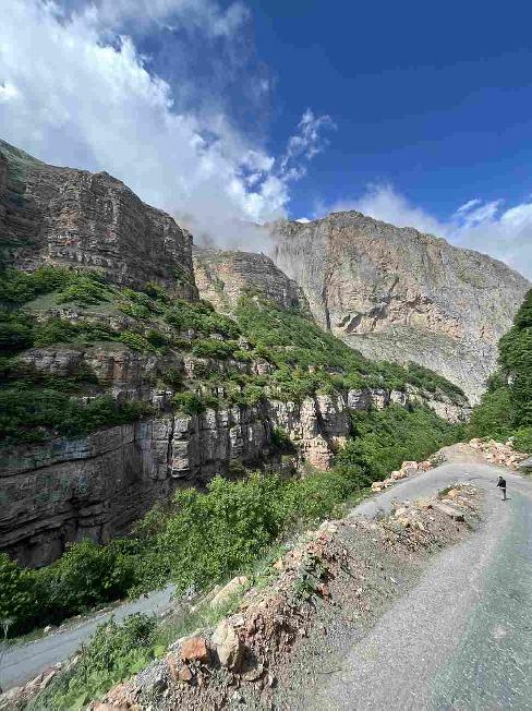 Azerbajdzsán, út Khinaliqba