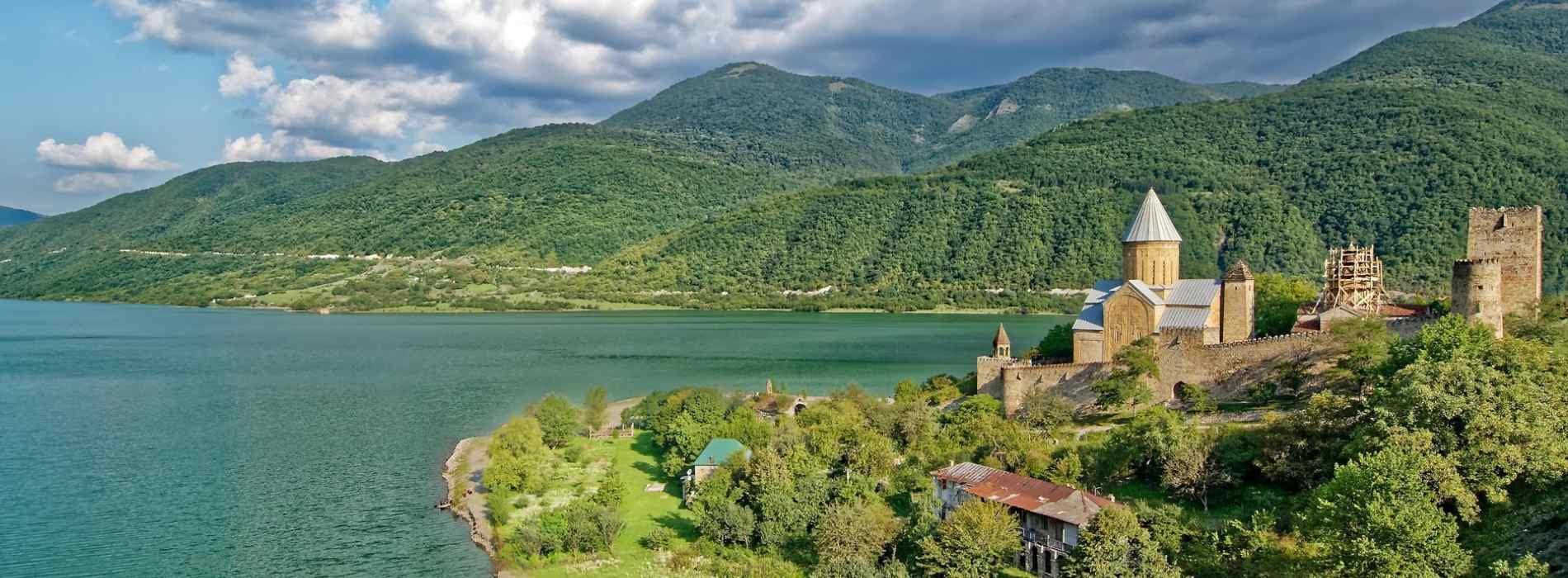 Grúzia, Ananuri komplexum