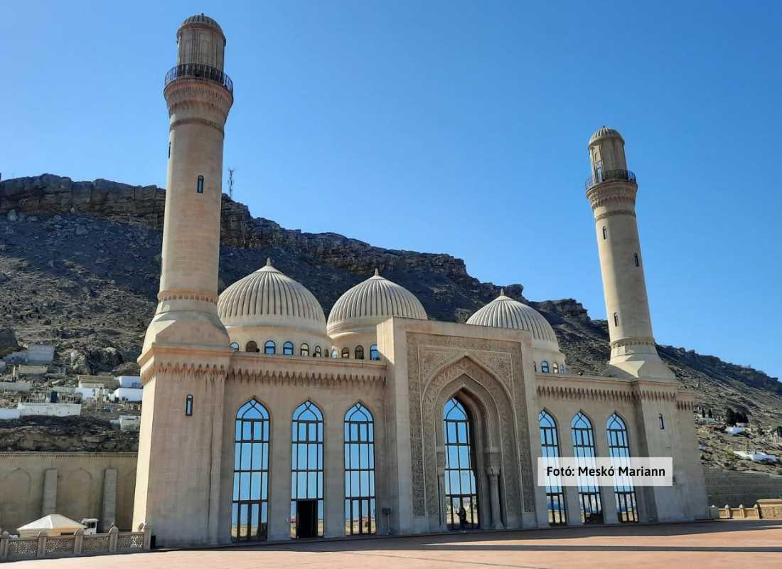 Azerbajdzsán, Baku, Bibi-Heybət mecset