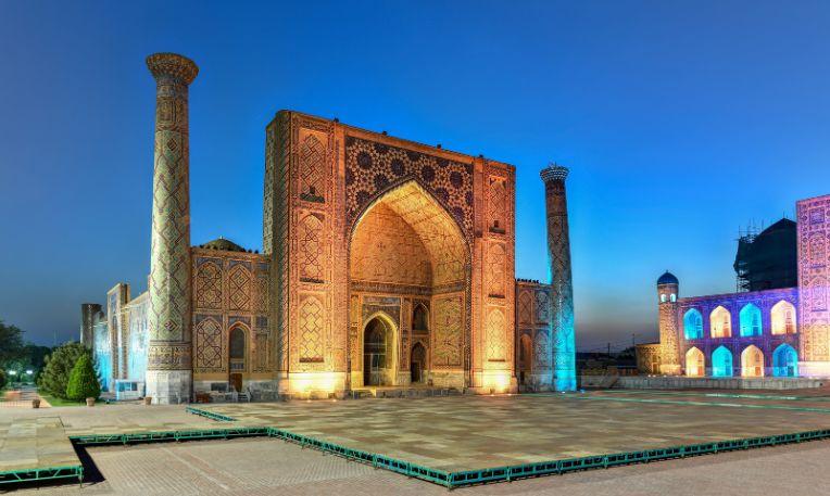 Üzbegisztán - Szamarkand, Regisztan tér