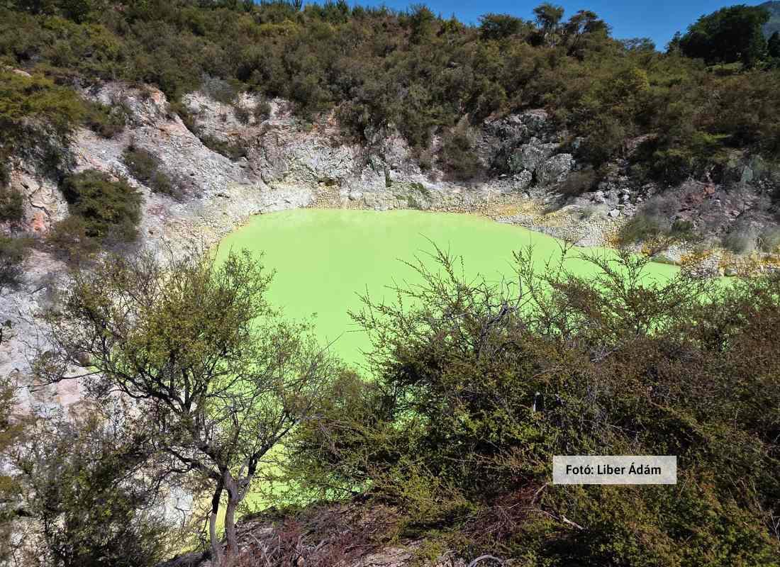 Új-Zéland, Wai-O-Tapu geotermikus park