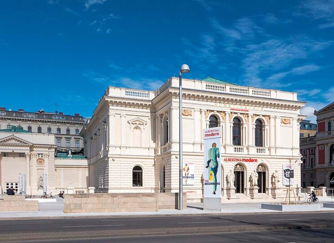 Marina Abramovic-kiállítás a bécsi Albertina Modernben