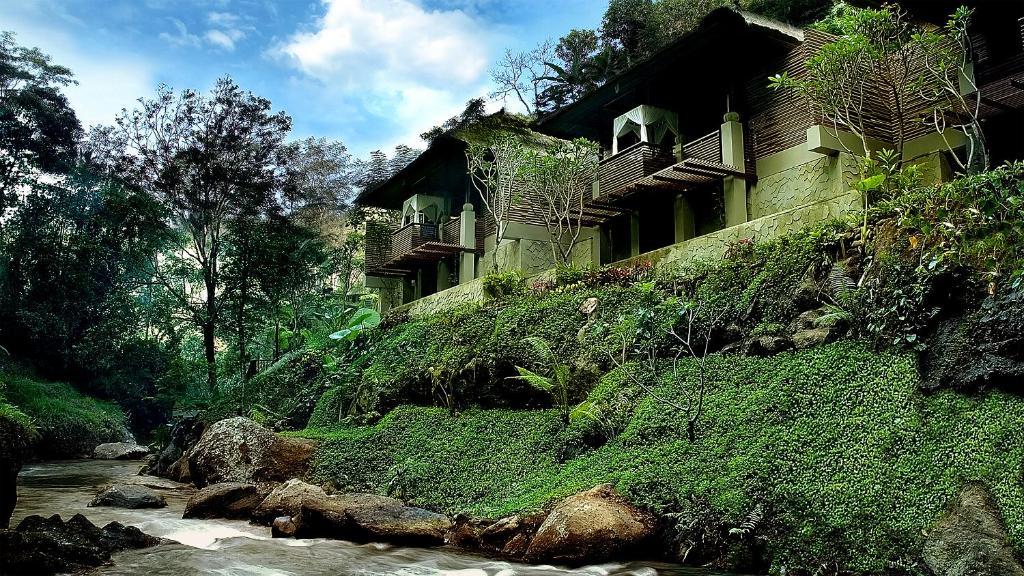 Kombinált üdülés Balin 5* Maya Ubud Resort / Paradisum by Melia Bali