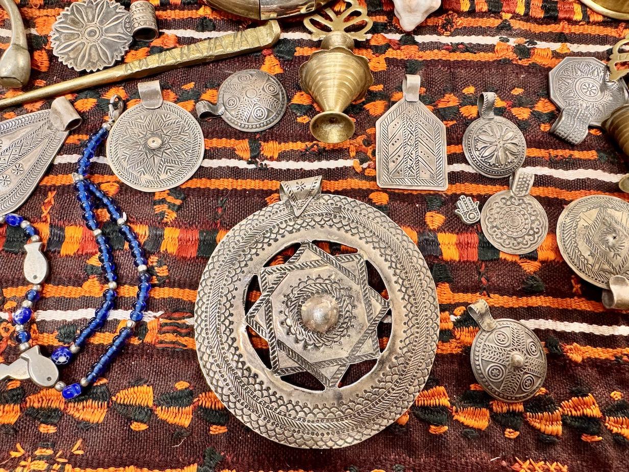 Hagyományos siwai ezüstékszerek