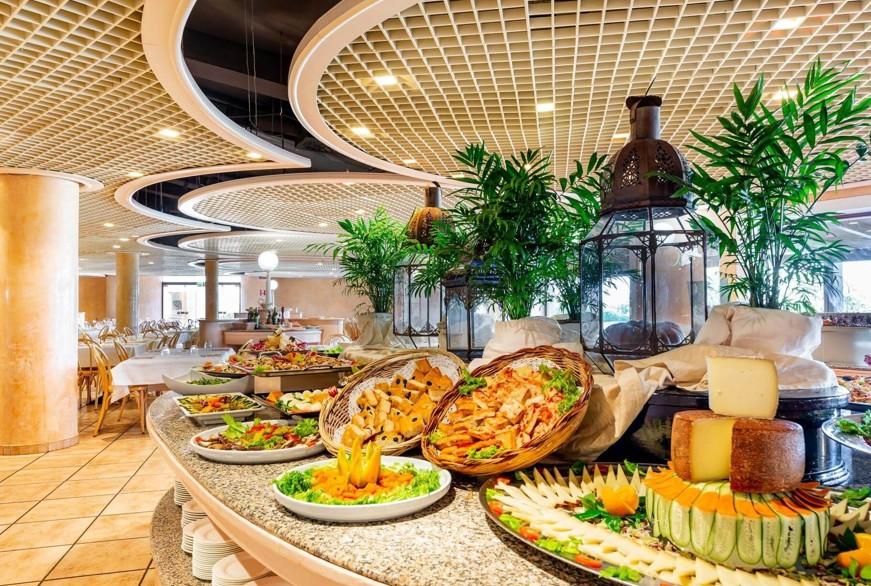 Szardínia, Castiadas, Sant Elmo Beach Hotel