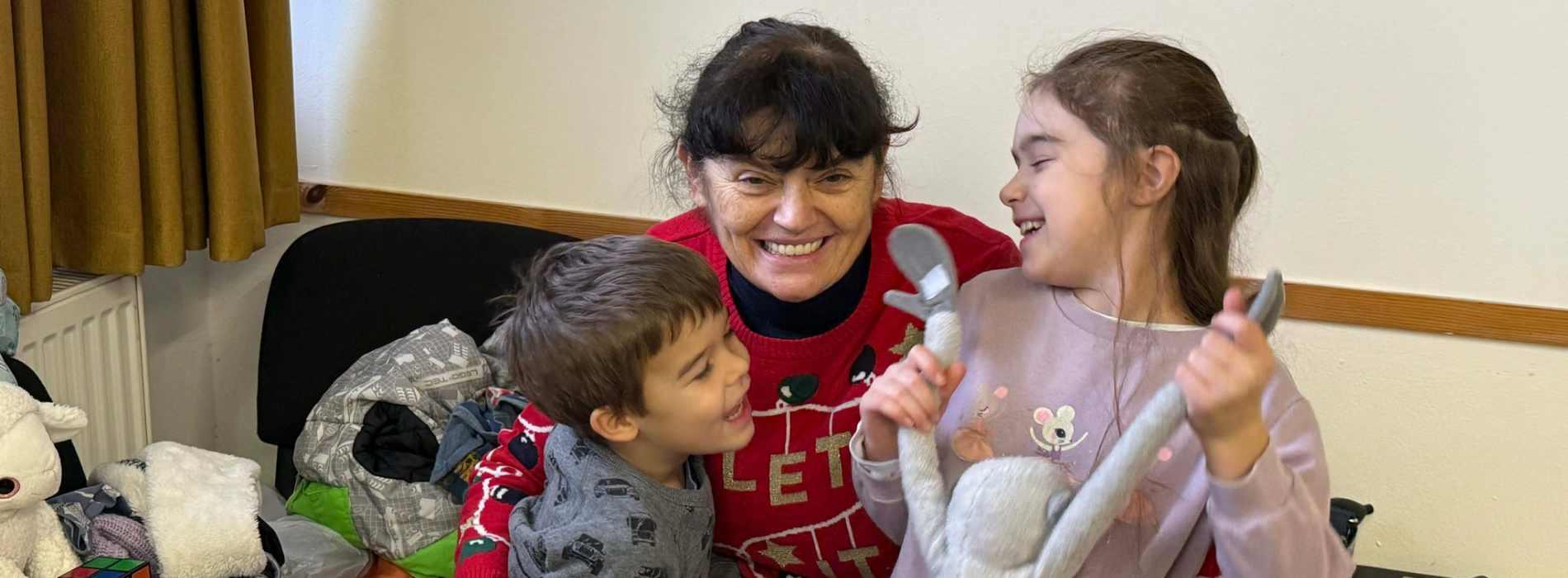 Ibolyántúl jótékonysági koncert és városséta