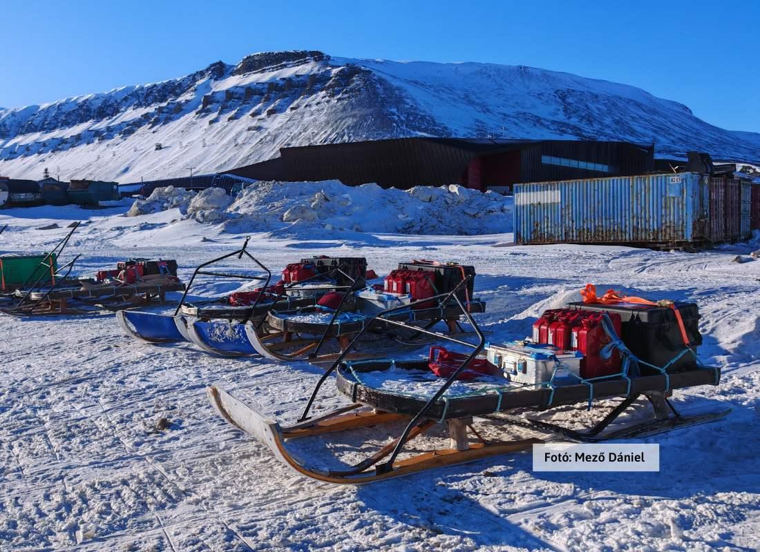 Spitzbergák, szánok