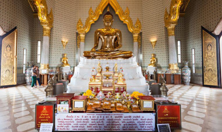 Thaiföld, Bangkok, Wat Traimit