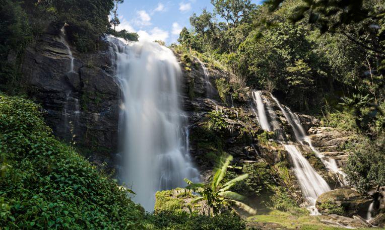 Thaiföld, Doi Inthanon Nemzeti Park, Wachirathan vízesés