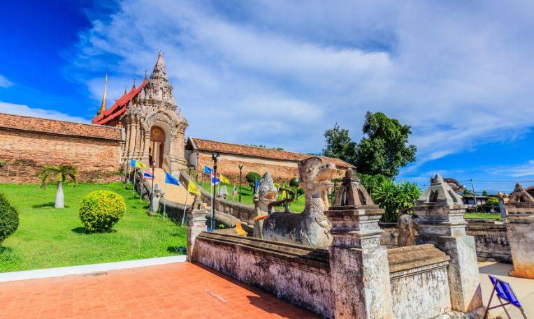 Thaiföld, Lampang, Phra That Lampang Luang templom
