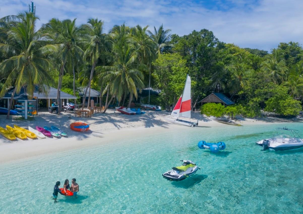 Maldív-szigetek, Royal Island Resort & Spa
