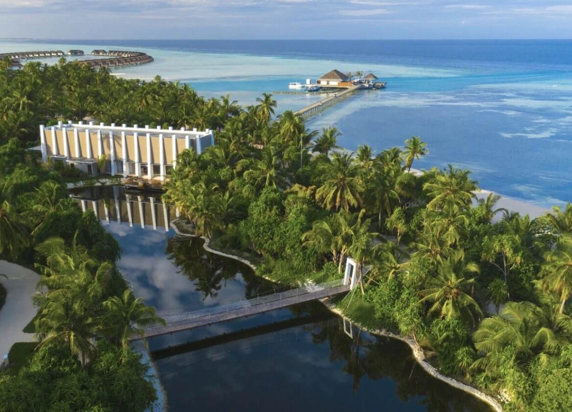 Maldív-szigetek, Pullman Maldives Maamutaa Resort