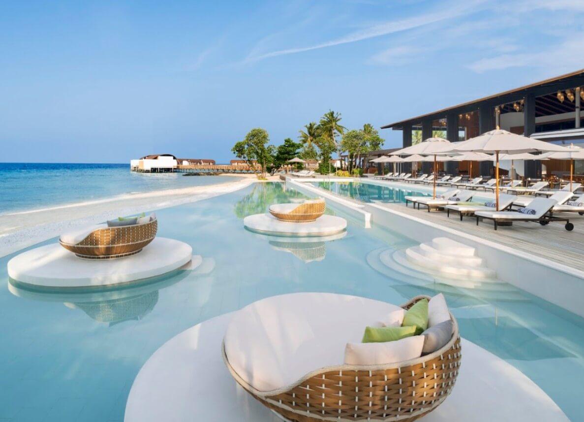 Maldív-szigetek, The Westin Maldives Miriandhoo